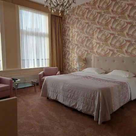 Excelsior Hotel